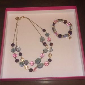 Perfect statement necklace and bracelet set.